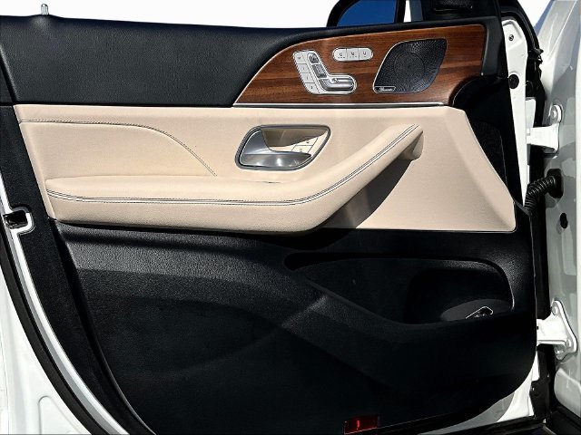 Used 2025 White Mercedes-Benz GLE 350 image 23
