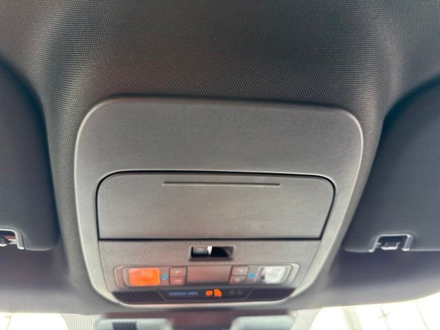 New 2026 Avalanche Ford XLT image 32