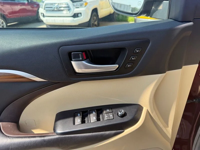 Used 2017 Red Toyota Limited image 5