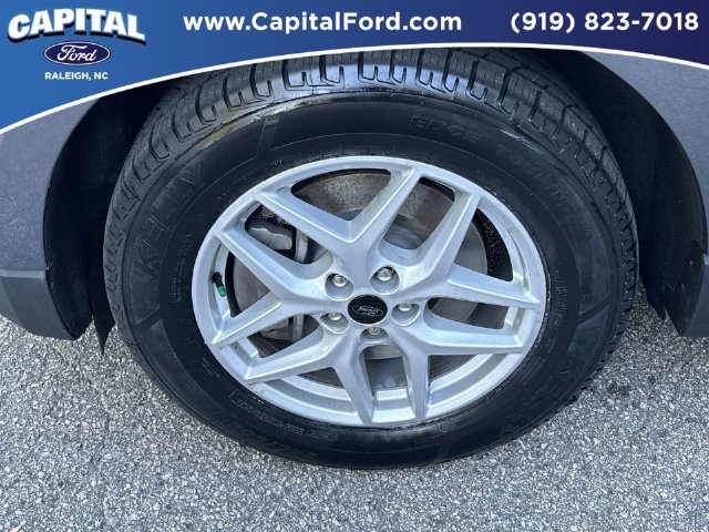 Used 2023 Gray Ford SEL image 13