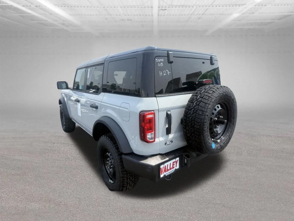 New 2026 Avalanche Gray Ford Big Bend® image 7