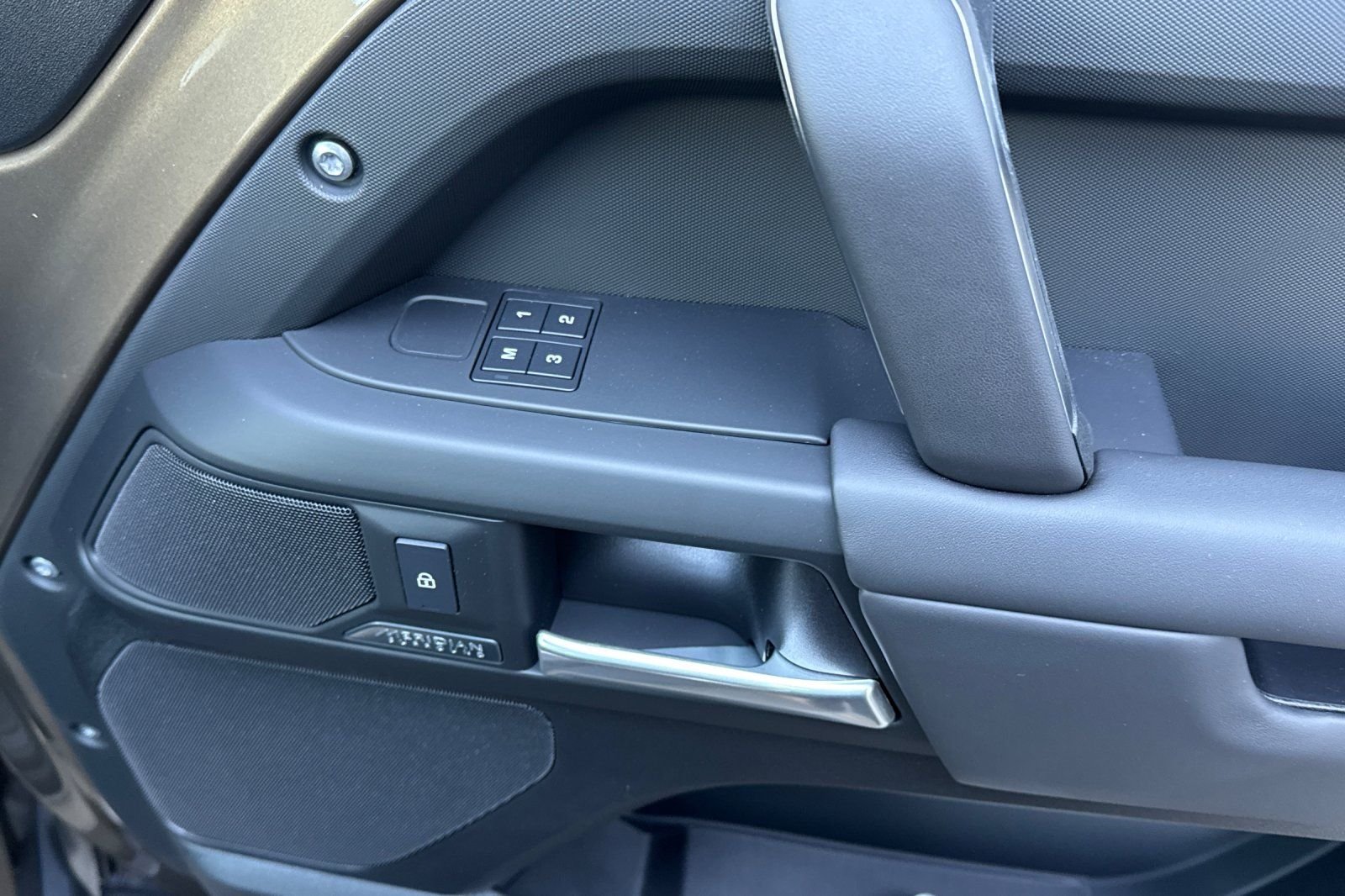 New 2026 Gondwana Stone Land Rover X-Dynamic SE image 19