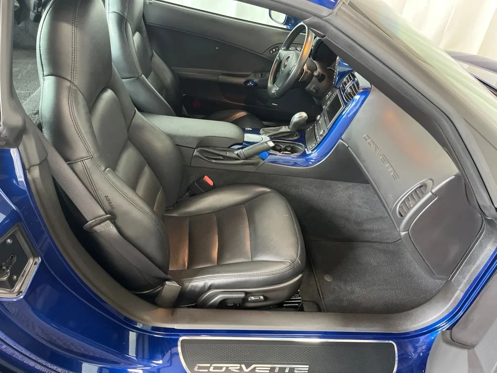 Used 2007 Blue Chevrolet Base image 16