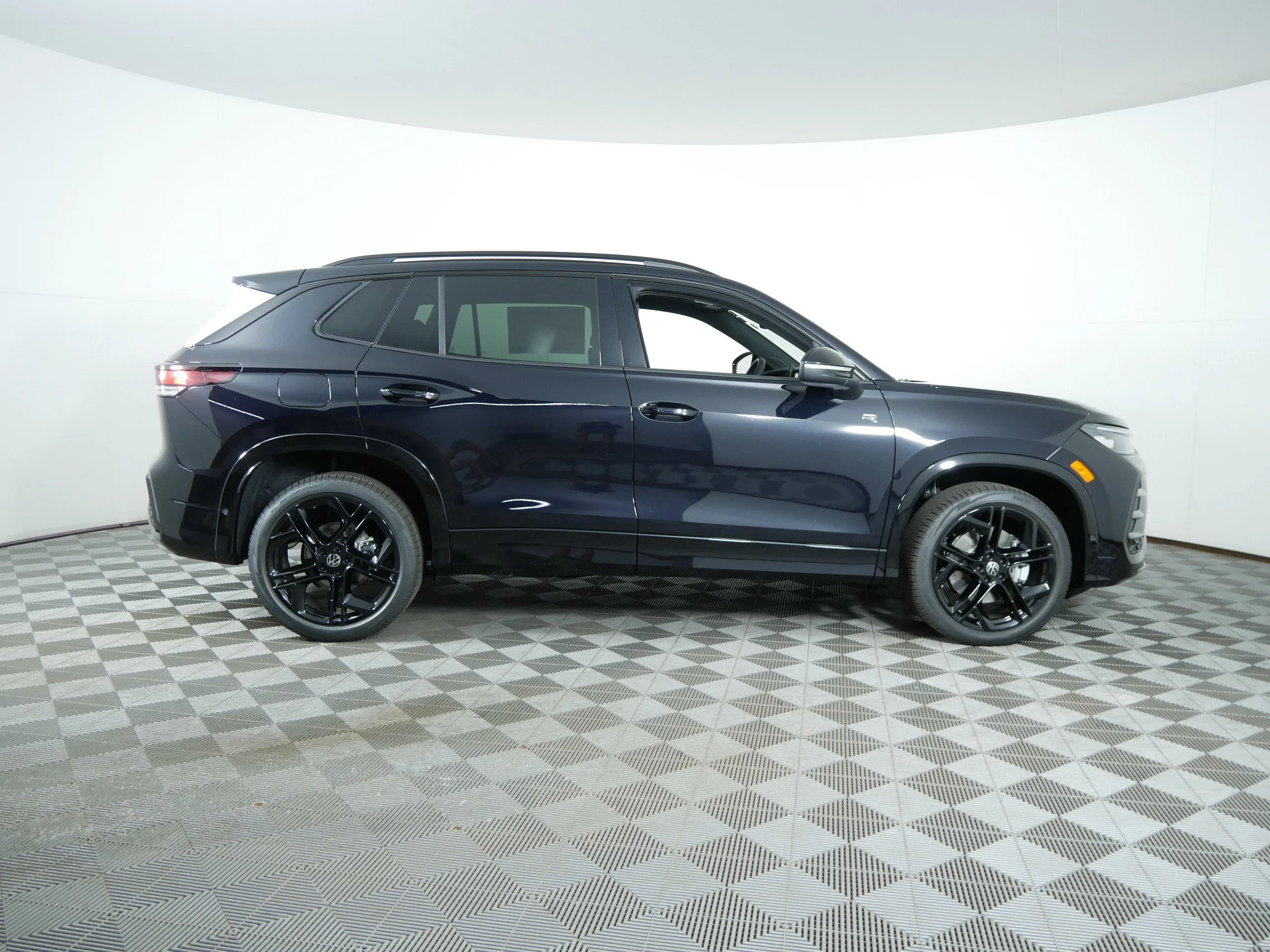 New 2026 Deep Black Pearl Volkswagen SE R-Line Black image 8