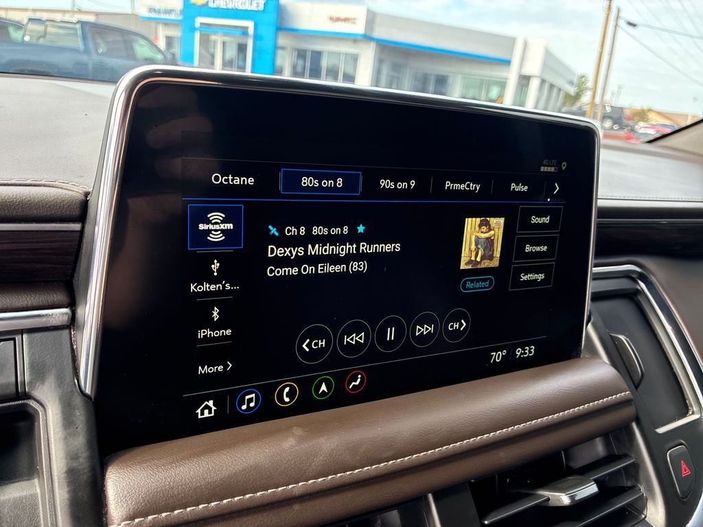 Used 2021 Gray Chevrolet Z71 image 13