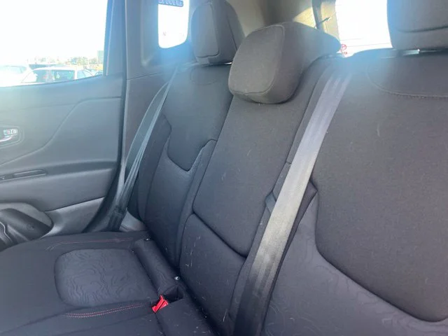 Used 2020 Black Jeep Trailhawk image 9