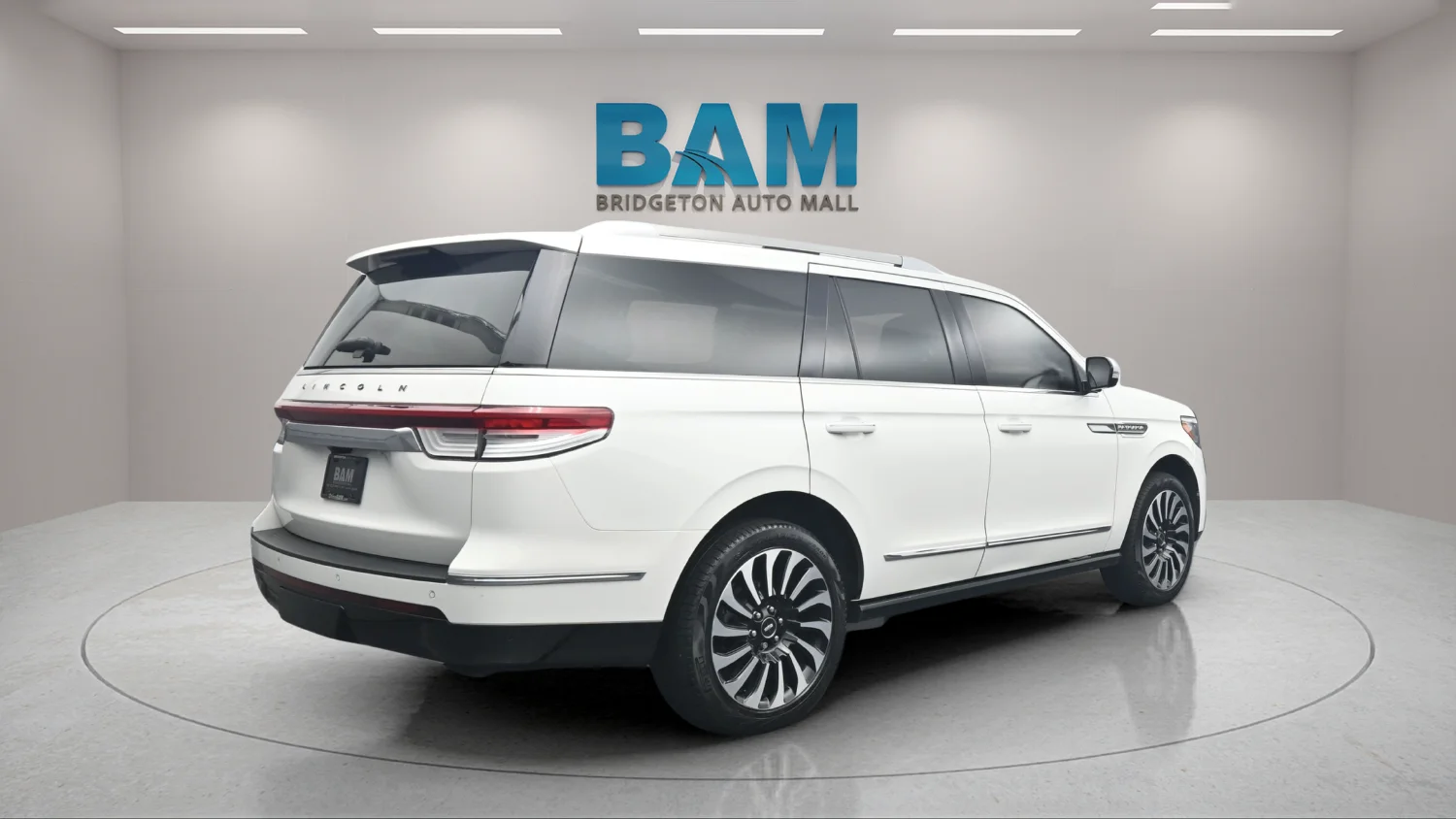 Used 2022 White Lincoln Black Label image 6