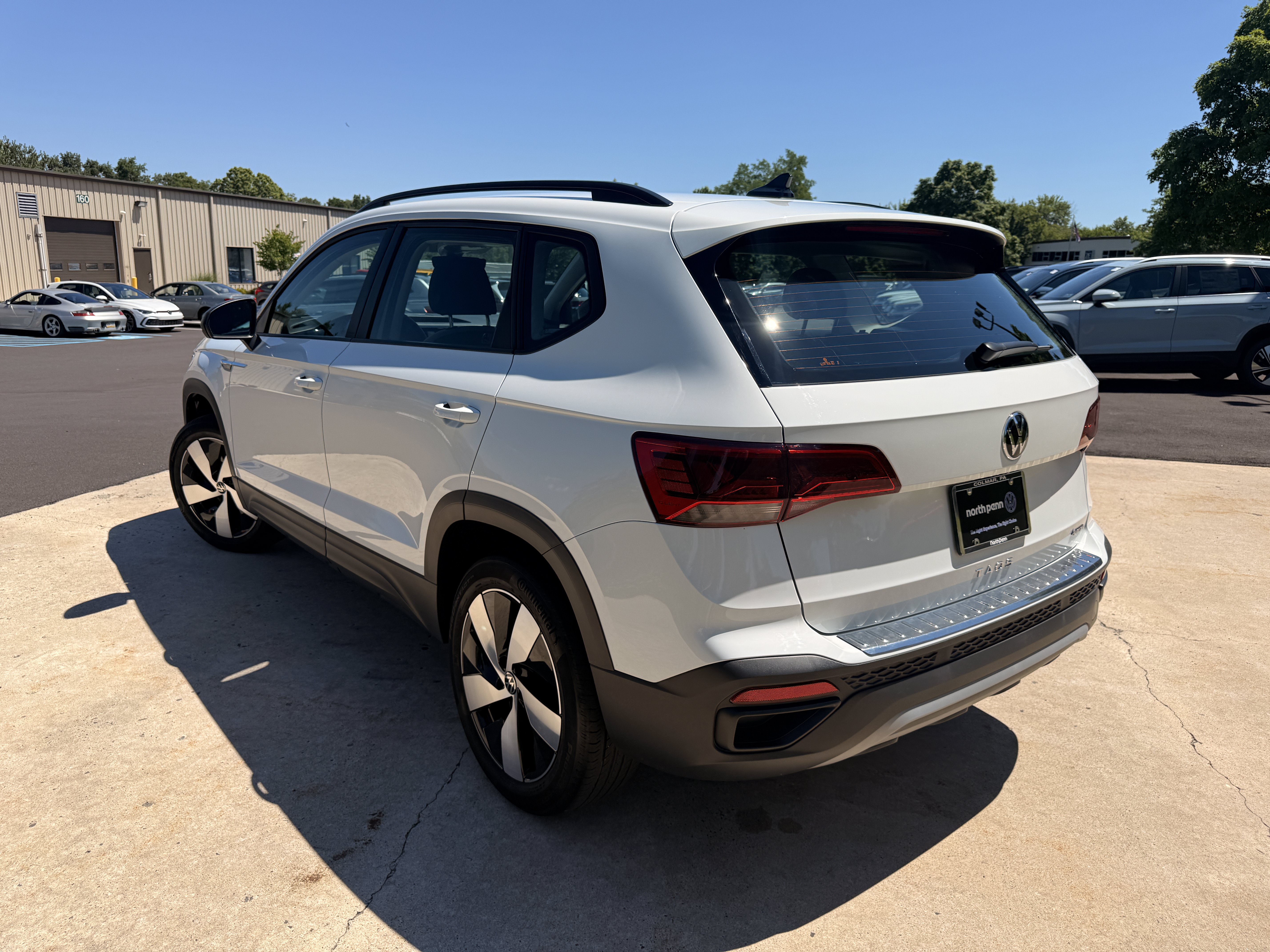 Used 2023 White Volkswagen S image 10