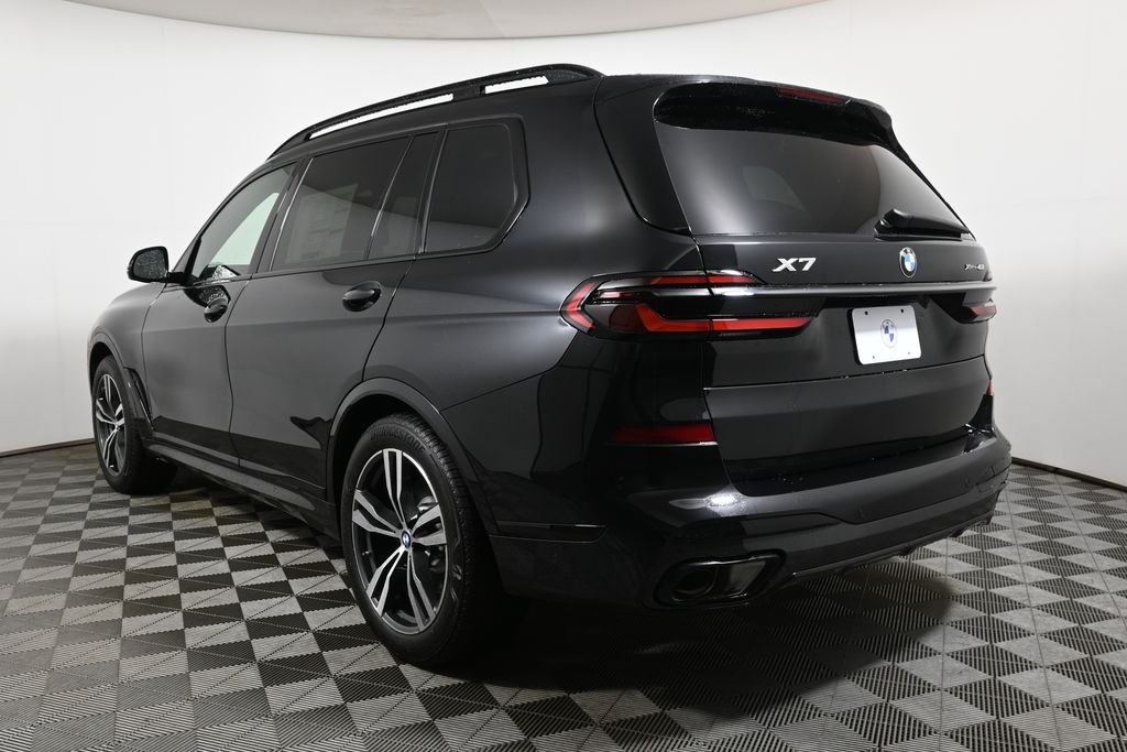 Used 2027 Black Sapphire Metallic BMW xDrive40i image 5