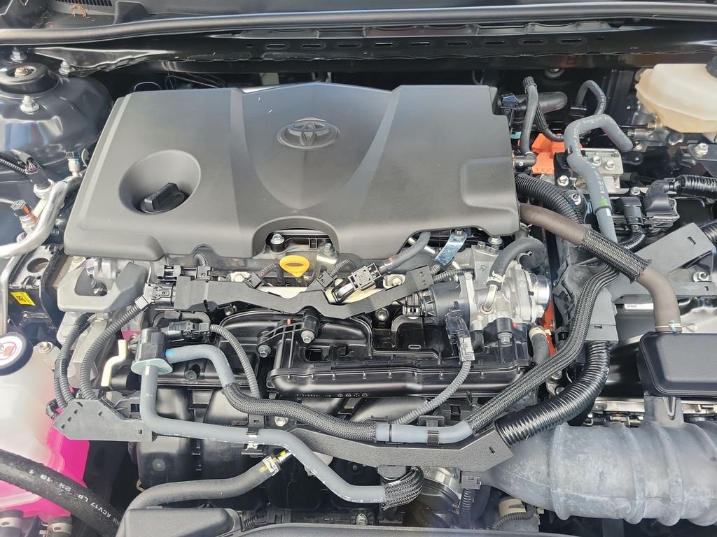 Certified Used 2025  Toyota XLE image 28