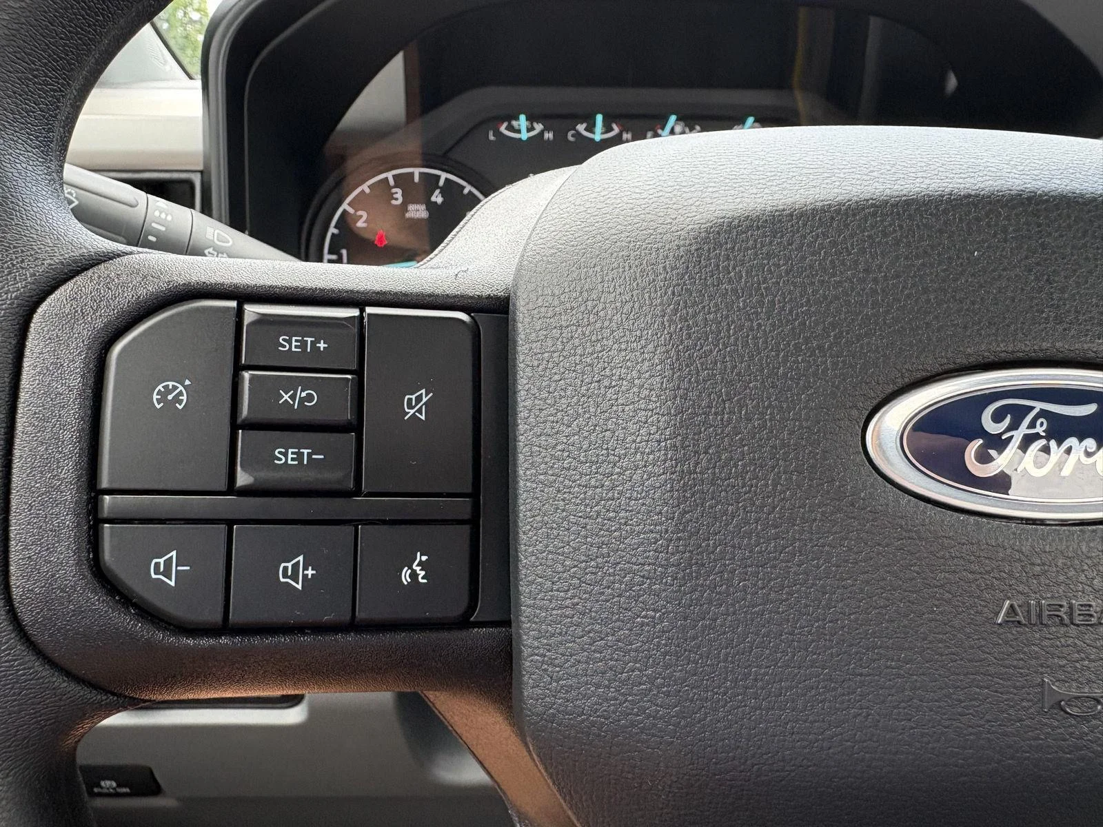 New 2026 Oxford White Ford F-250® XL image 11