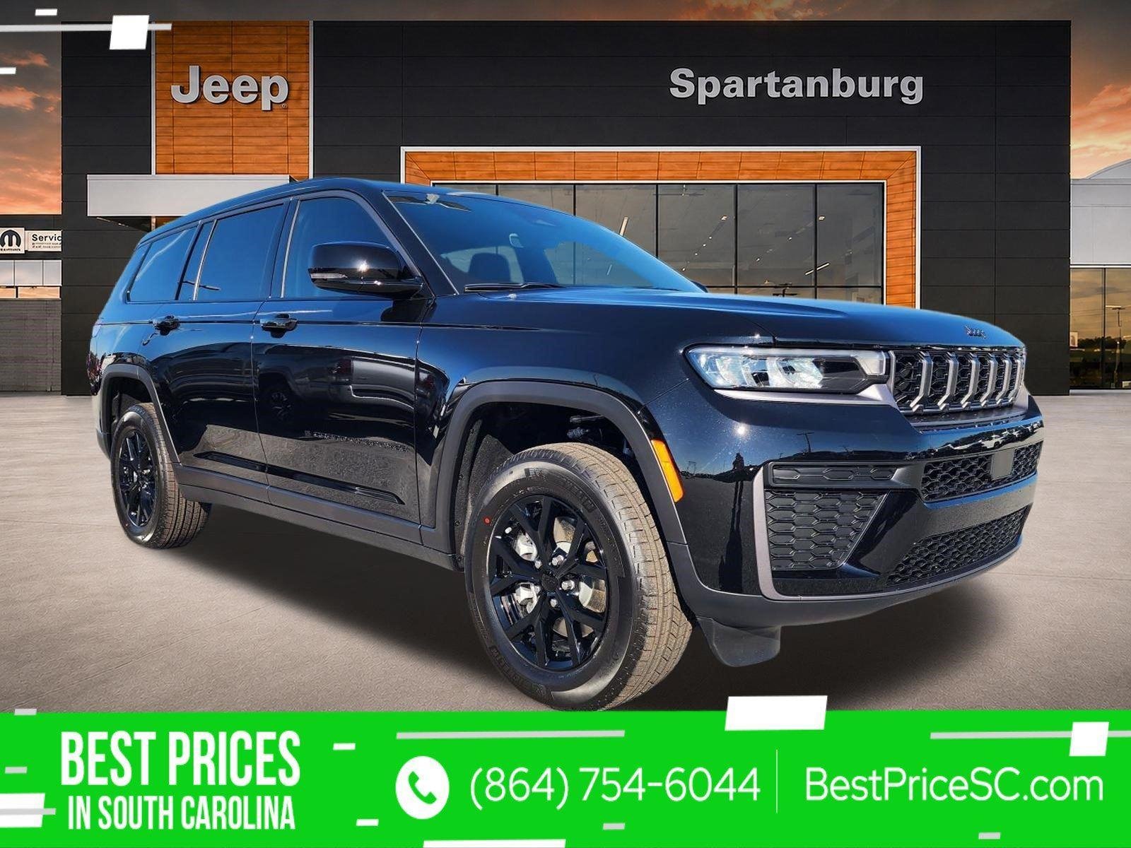 New 2026 Diamond Black Crystal Pearlcoat Jeep Laredo Altitude image 1