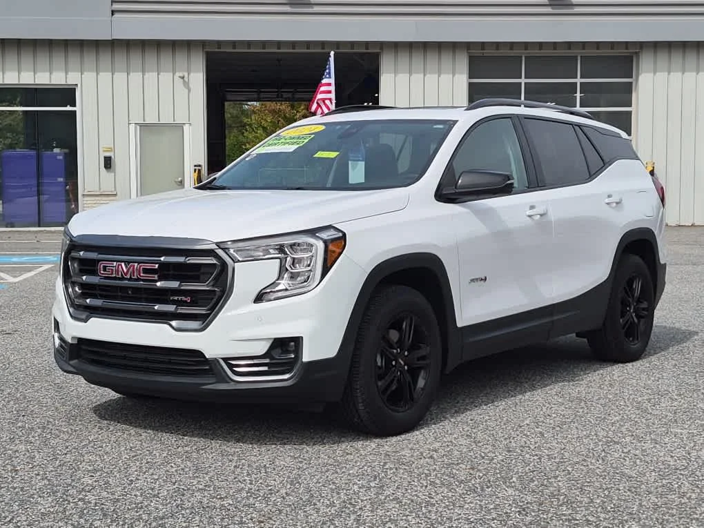 2024 GMC Terrain AT4