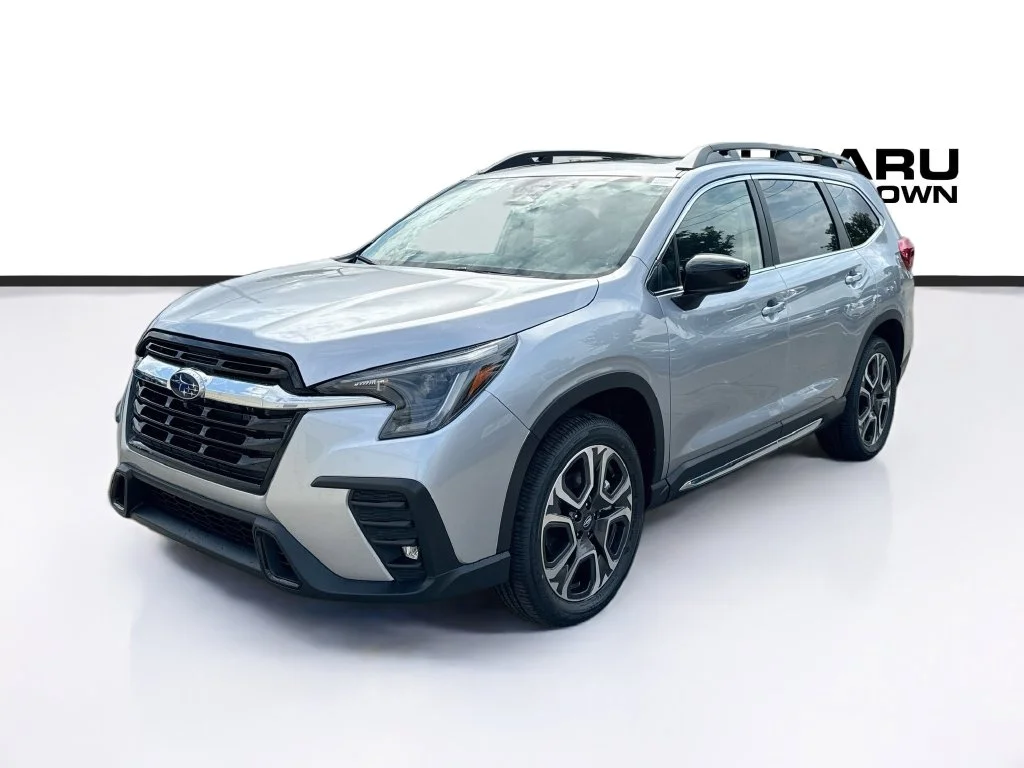 New 2027 Silver Subaru Limited image 4