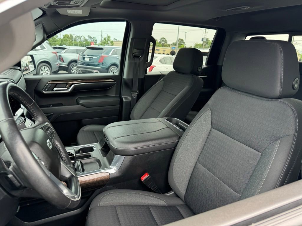 Used 2023 Black Chevrolet RST image 24