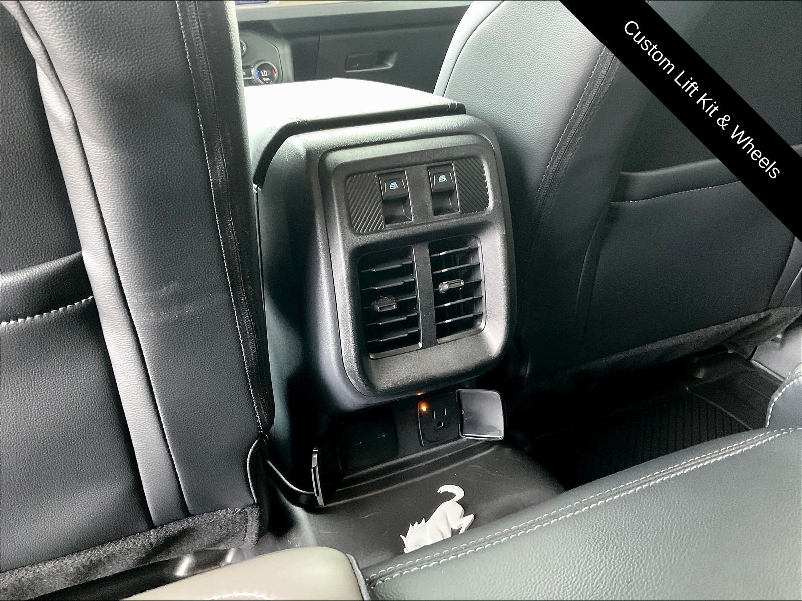 Used 2025 Beige Ford Outer Banks image 12