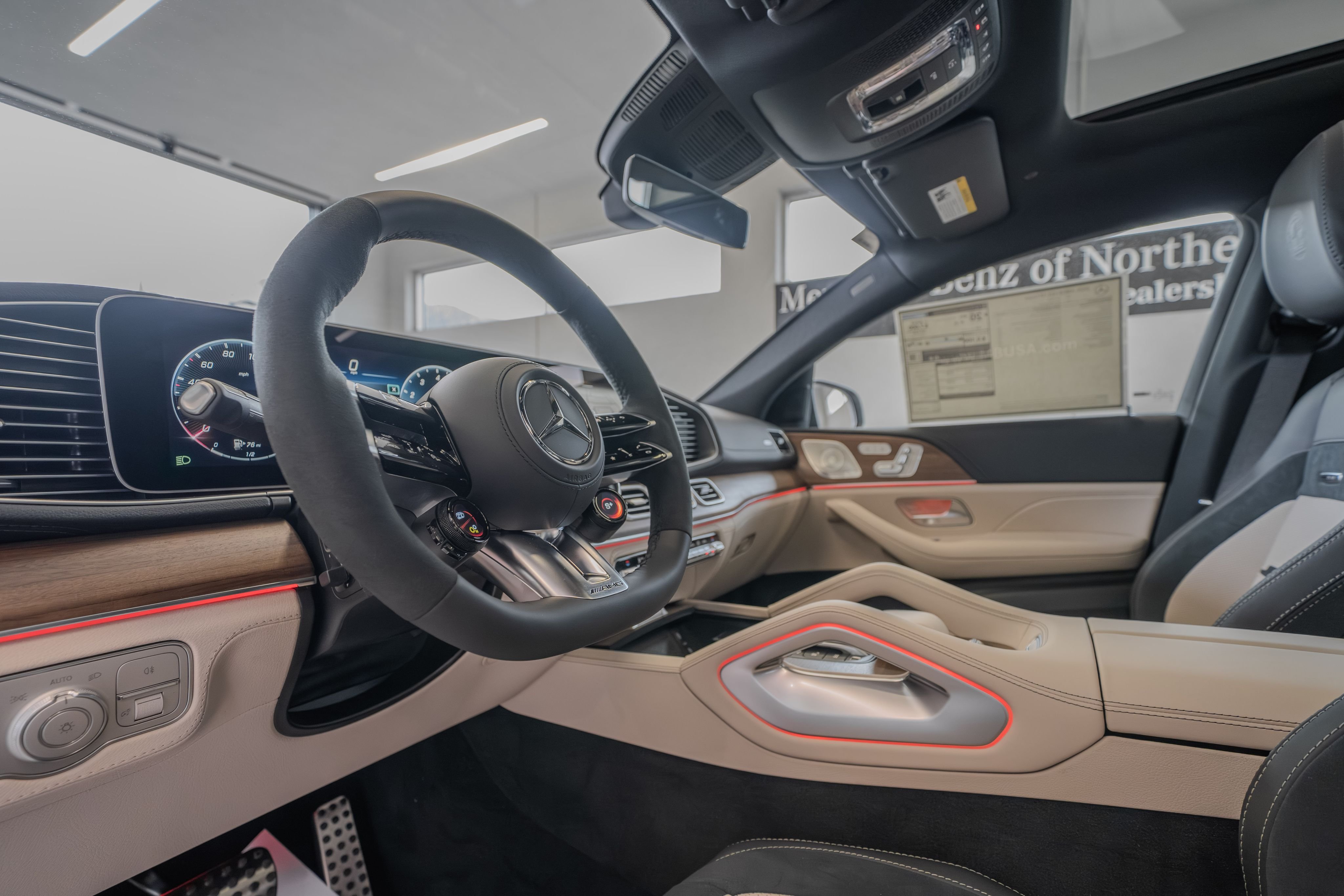 New 2026 MANUFAKTUR Moonlight White Metallic Mercedes-Benz GLE 53 AMG® image 6