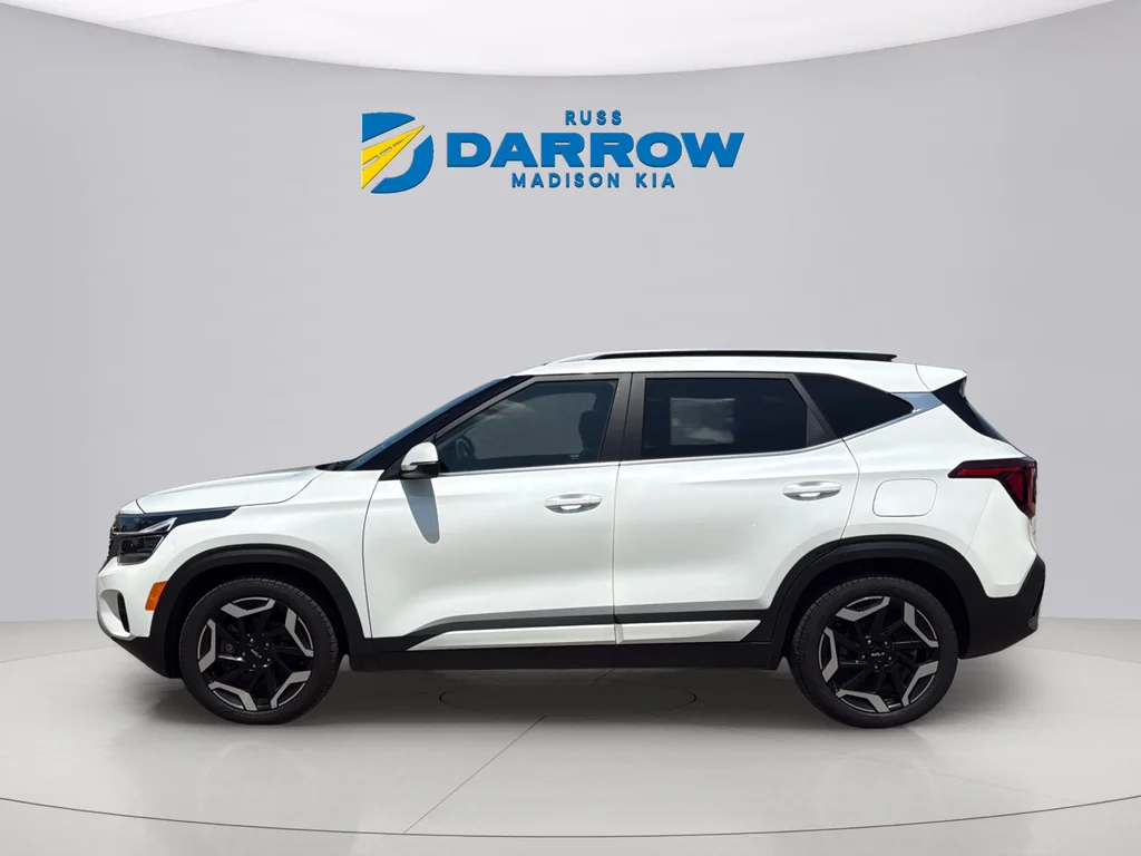 Certified Used 2024 Snow White Pearl Kia SX image 2