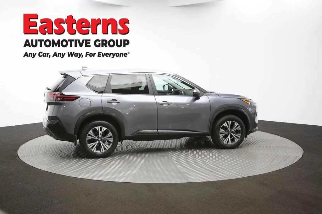 Used 2022 Gray Nissan SV image 42