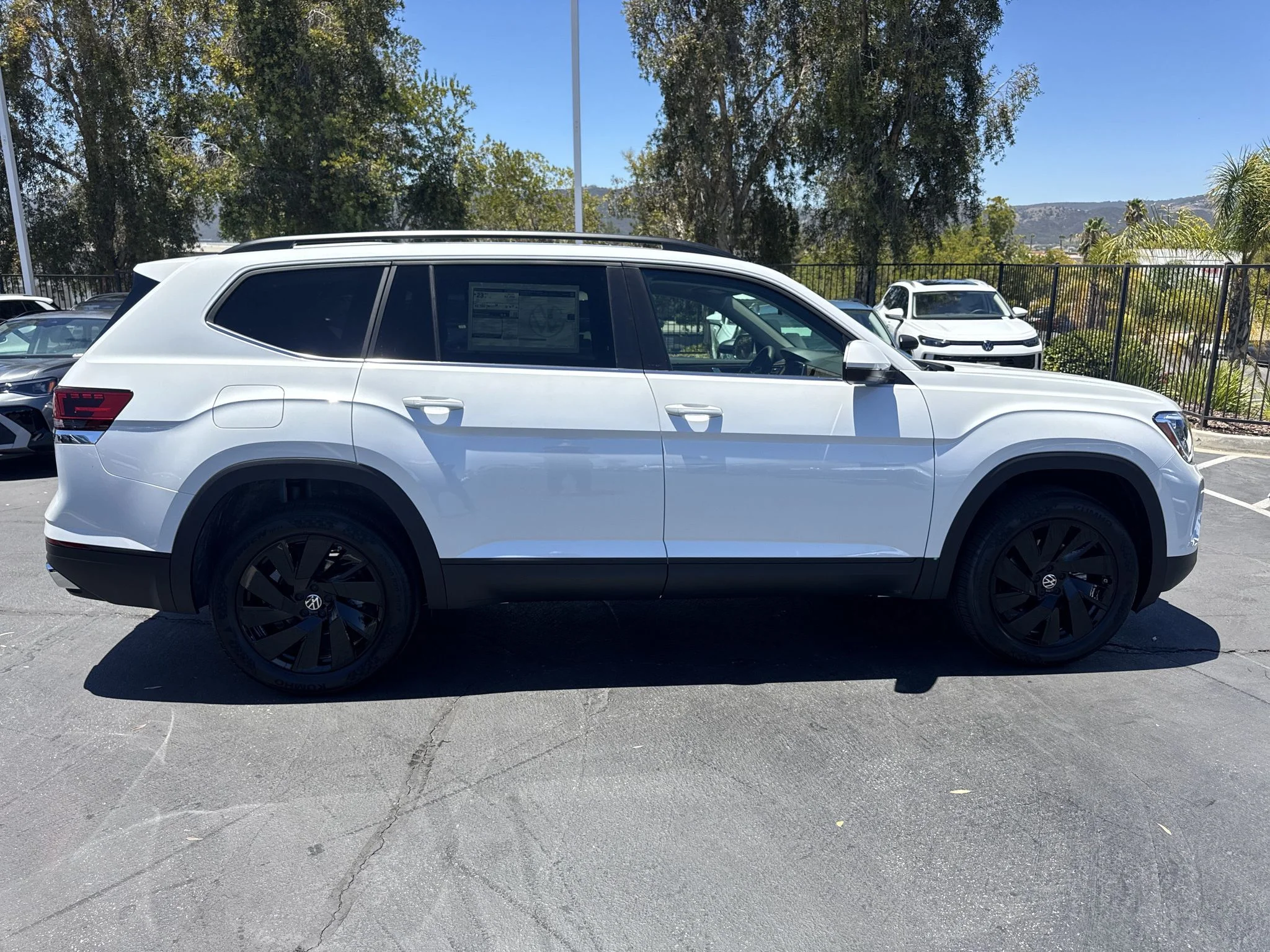New 2026 Opal White Pearl Volkswagen 2.0T SE w/Technology image 8
