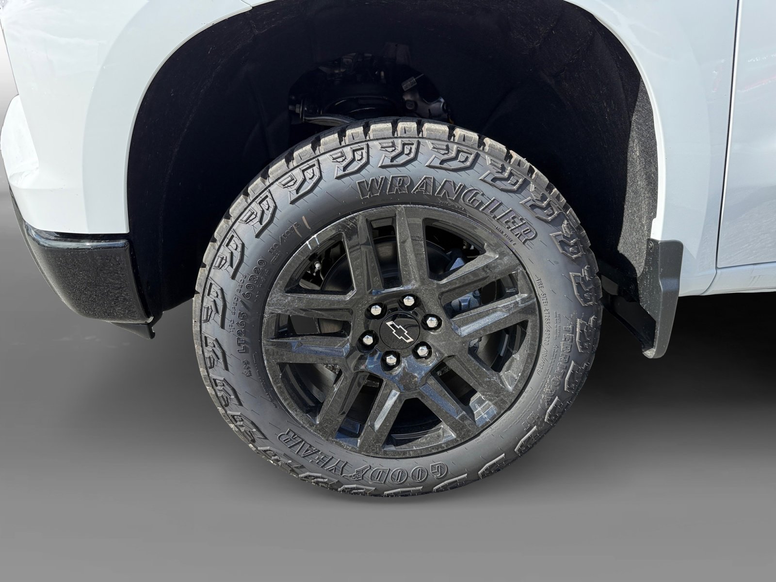 New 2026 Summit White Chevrolet LT Trail Boss image 9