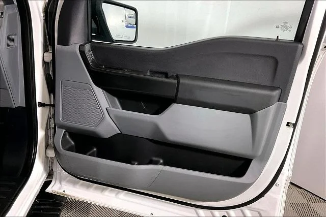 Certified Used 2022 Oxford White Ford XL image 45
