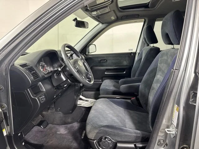 Used 2005  Honda EX image 11