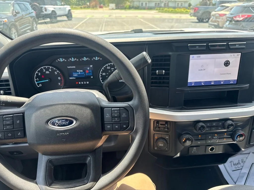 Certified Used 2024 Oxford White Ford XL image 15
