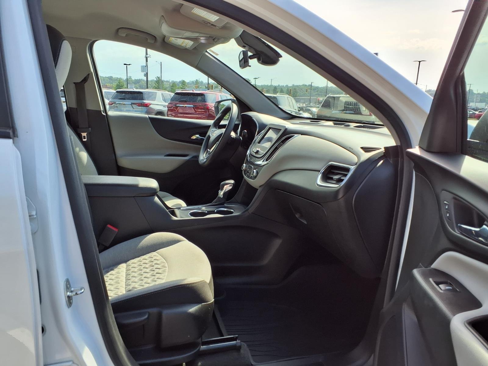 Used 2022 Summit White Chevrolet LS image 21