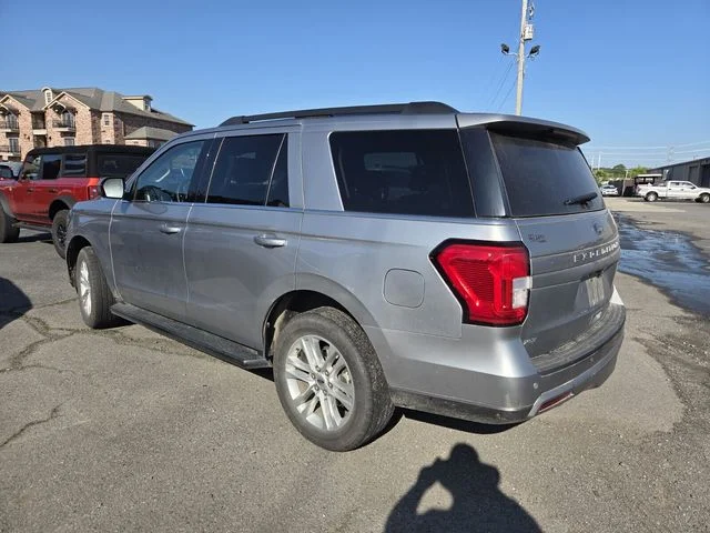 Used 2024 Silver Ford XLT image 7