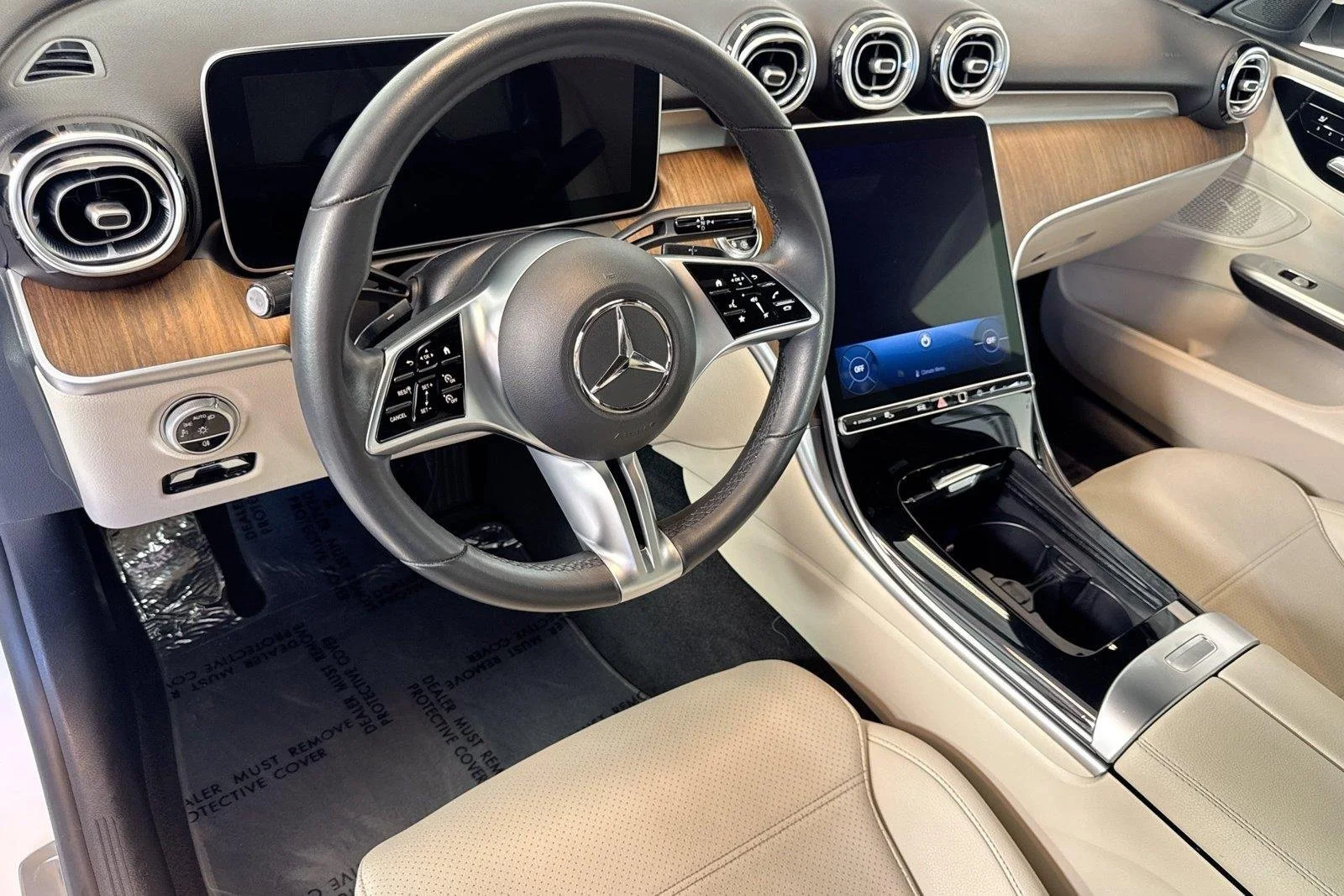 Used 2023 Polar White Mercedes-Benz C 300 image 9