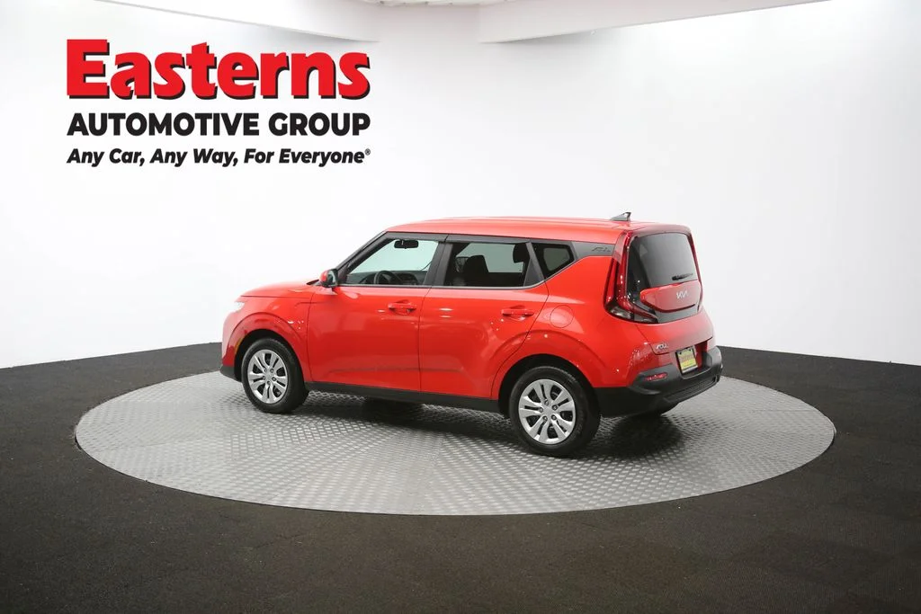 Used 2022 Red Kia LX image 60