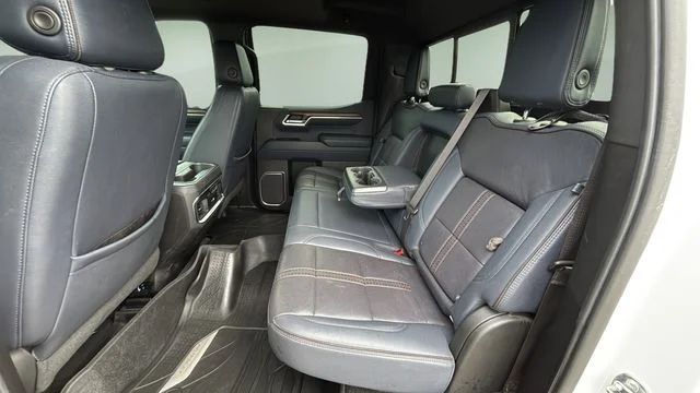 Used 2022 Beige Chevrolet High Country image 20