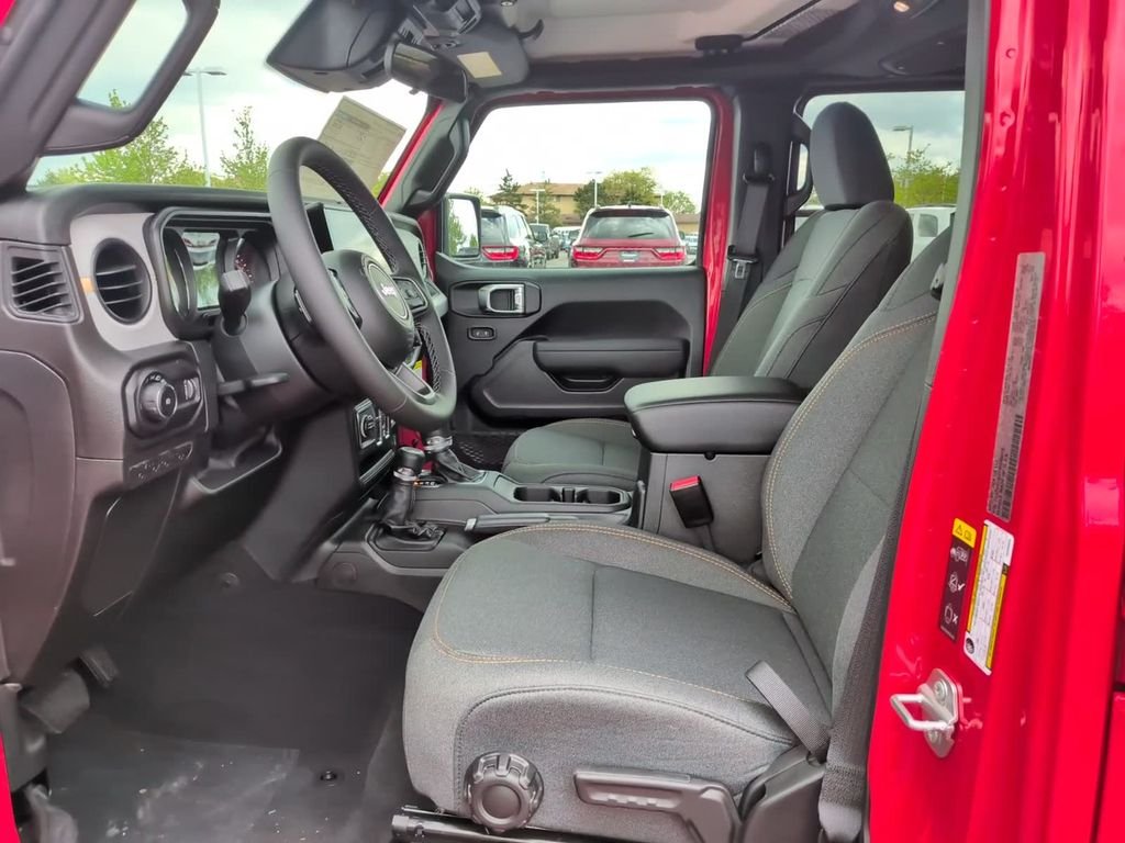 New 2026 Firecracker Red Clear-Coat Exterior Paint Jeep Sport S image 18