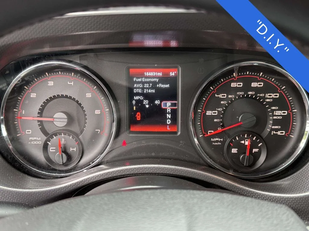 2014 Dodge Charger SE - Photo 26