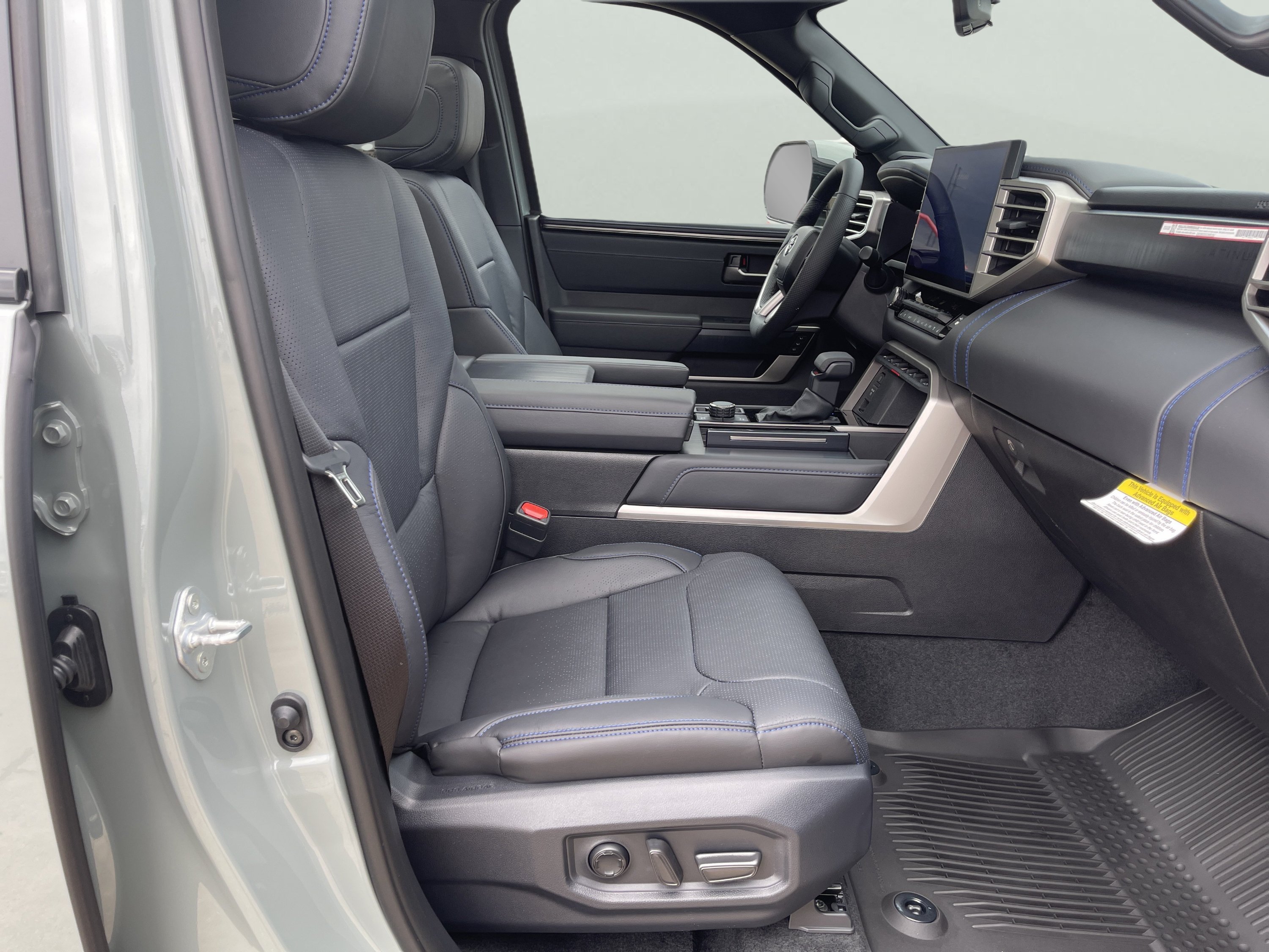 2026 Toyota Tundra Platinum - Photo 10