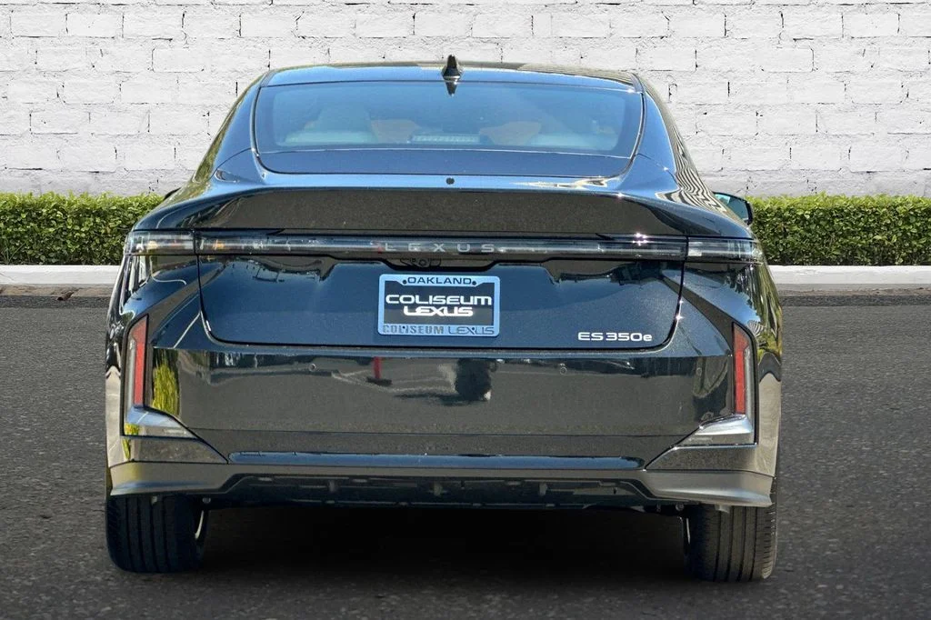 New 2026 Caviar Lexus ES 350e PREMIUM image 5