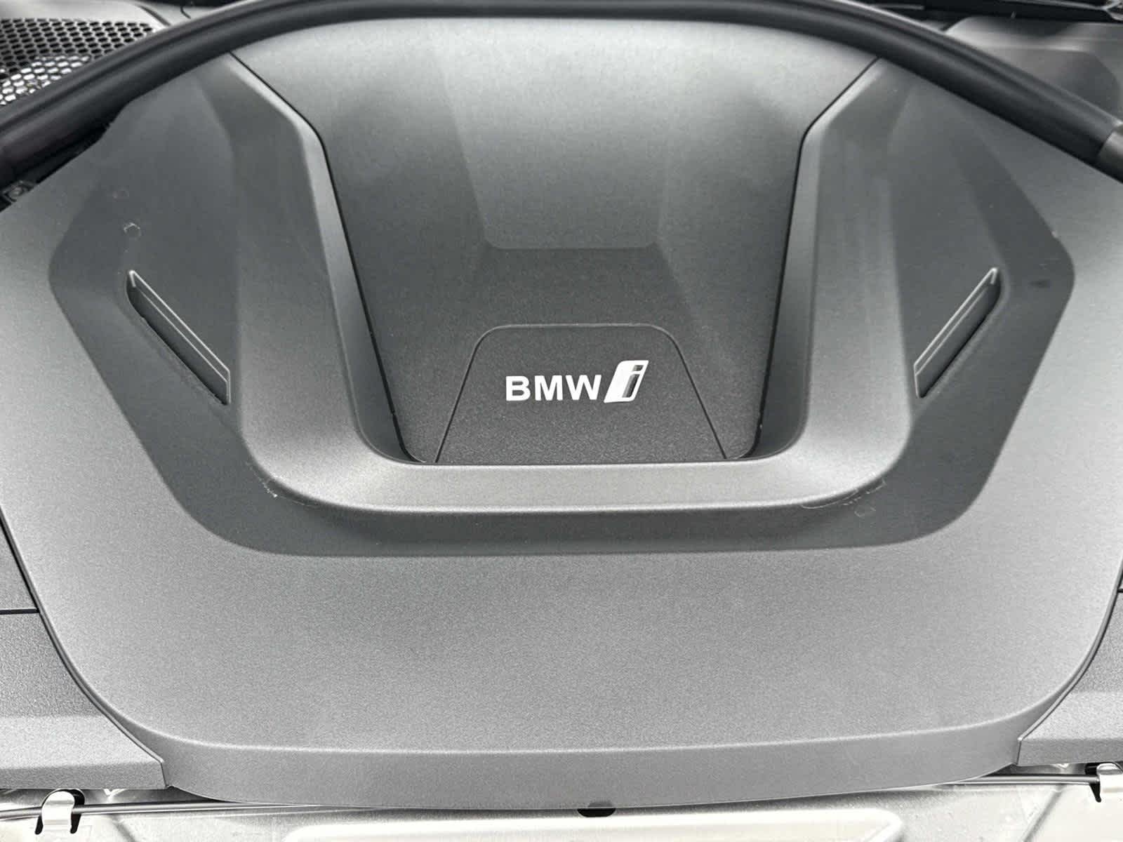 New 2026 Black Sapphire Metallic BMW xDrive40 image 13