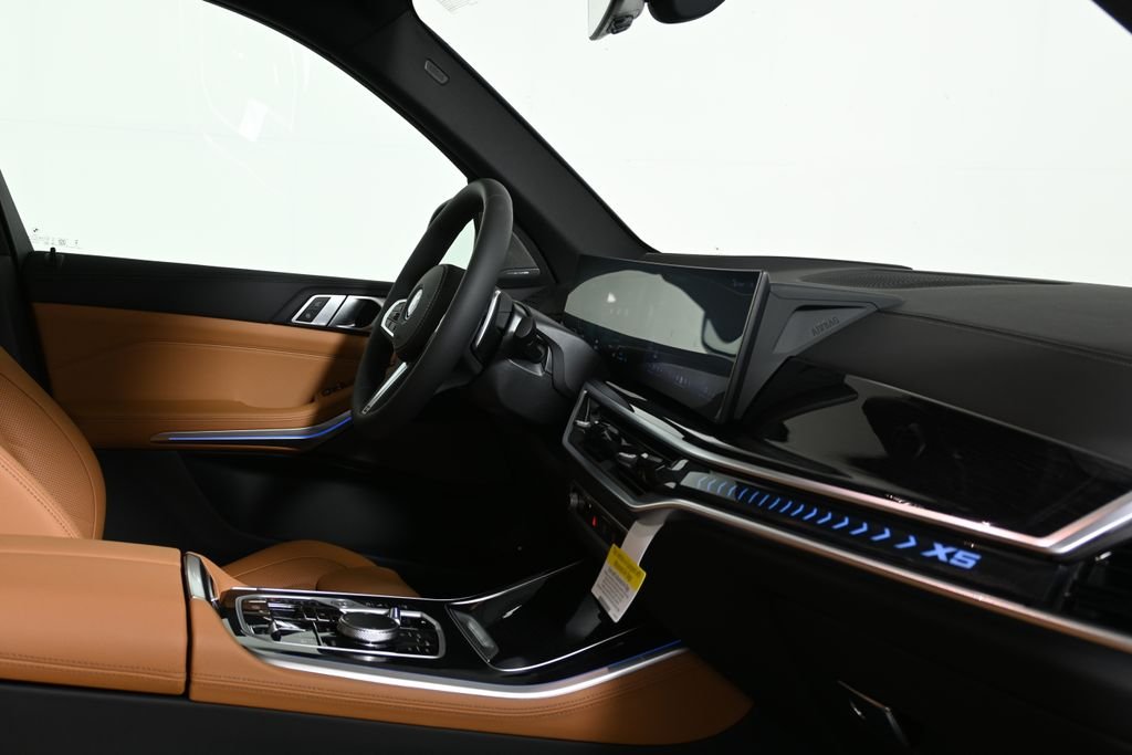 New 2026 Gray Metallic BMW xDrive50e image 32