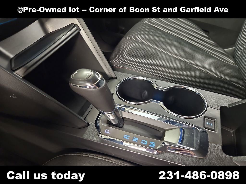 Used 2017 SILVER ICE METALLIC Chevrolet LT image 24
