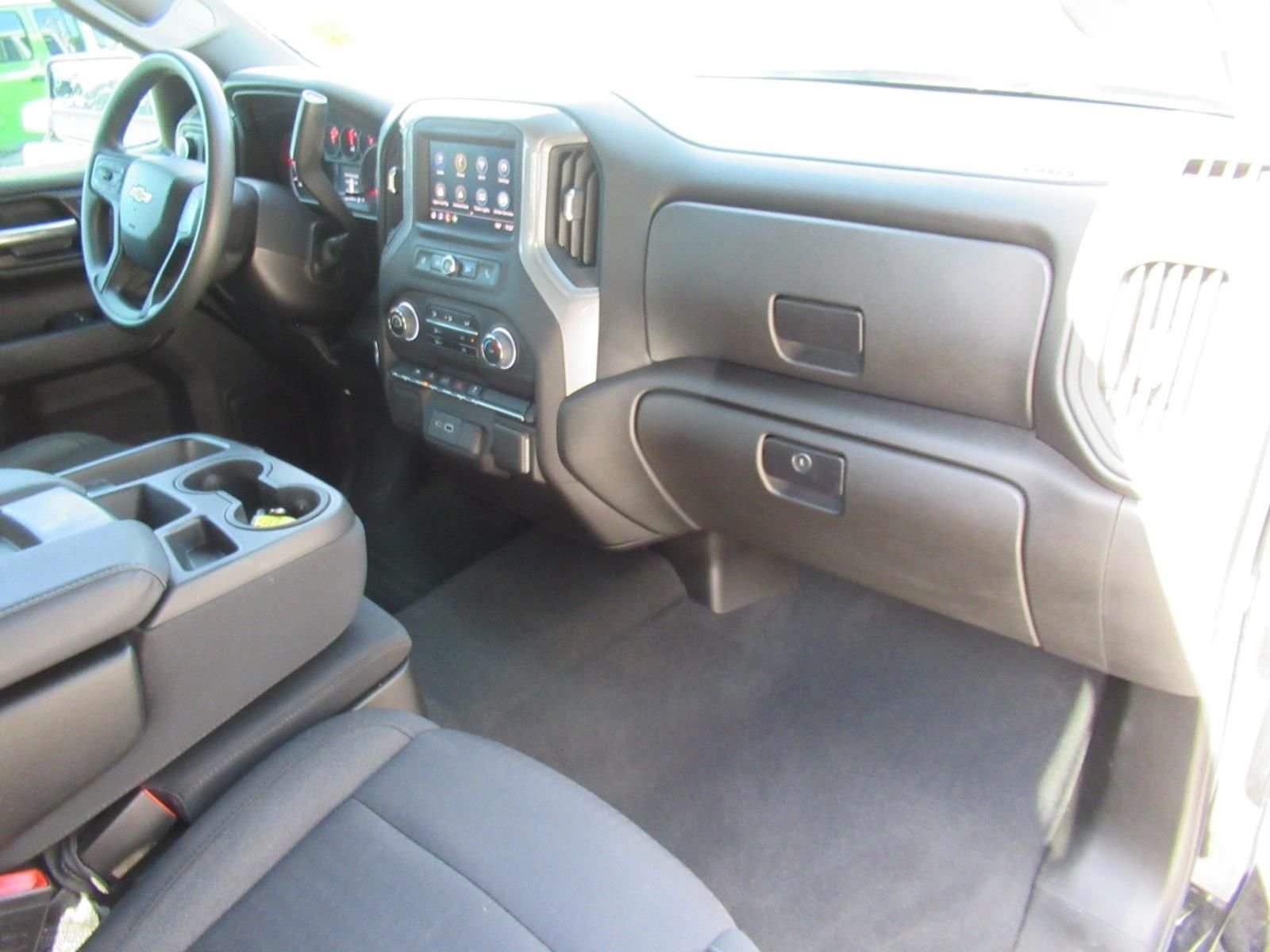 Used 2022 Black Chevrolet Custom image 11