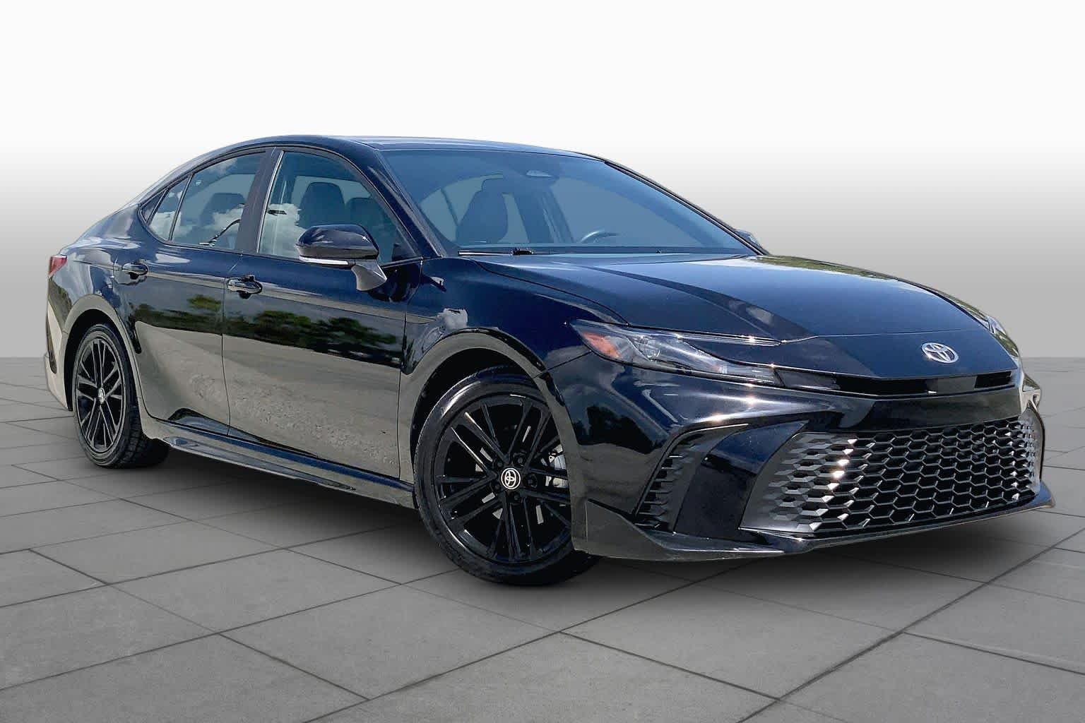 Certified Used 2025 Midnight Black Metallic Toyota SE image 3