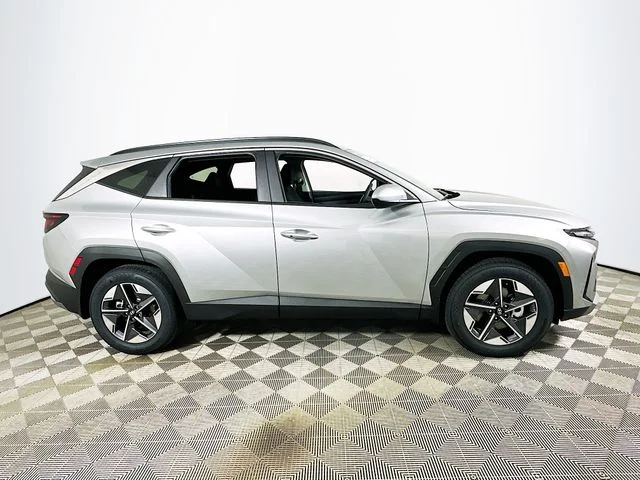 New 2026 Hyundai TUCSON SEL