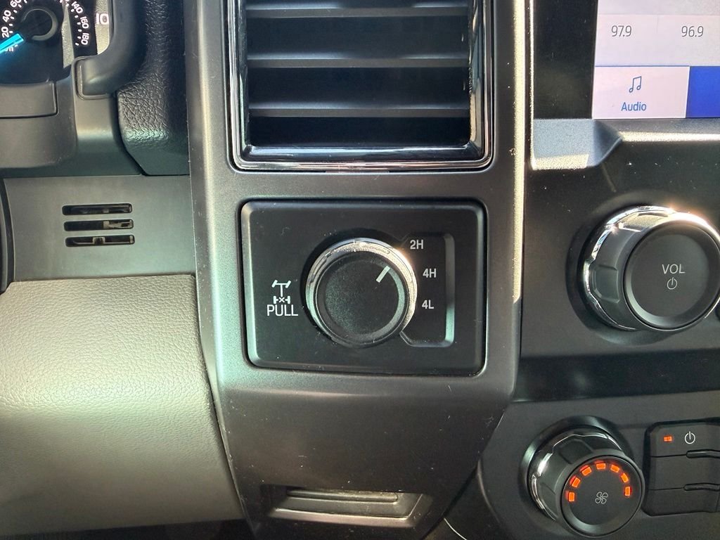 Used 2020 Race Red Ford XLT image 20