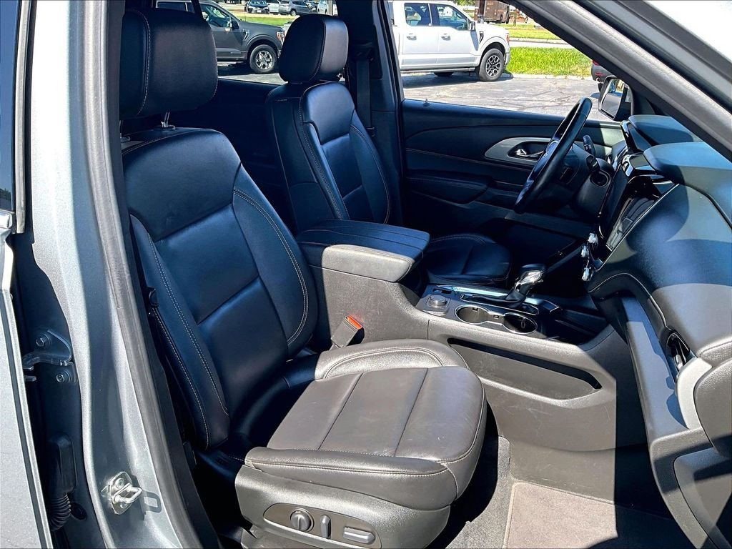 Used 2023 Gray Chevrolet LT Leather image 22