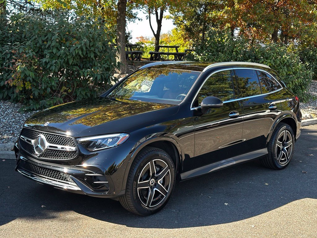 2023 Mercedes-Benz GLC