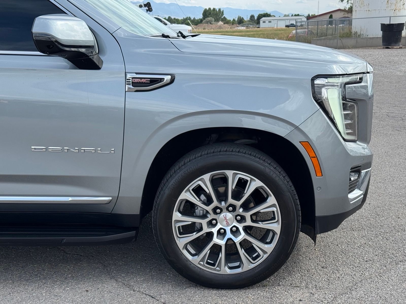 Used 2025 Sterling GMC Denali image 3