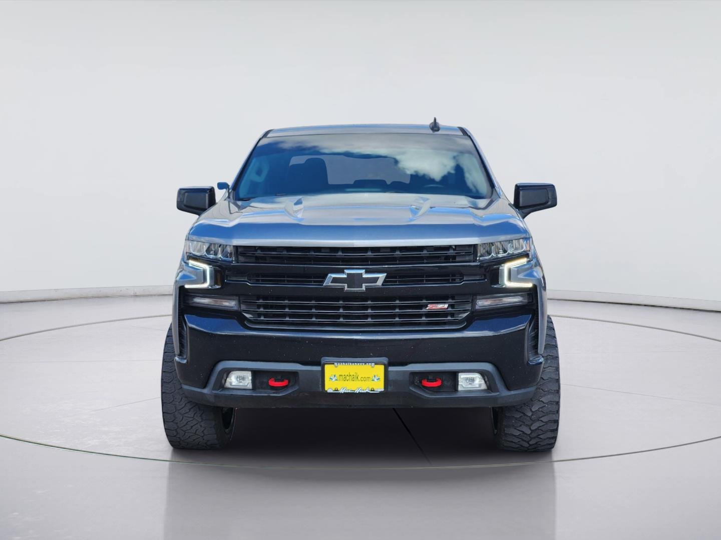 2021 Chevrolet Silverado 1500 photo 2 of 33