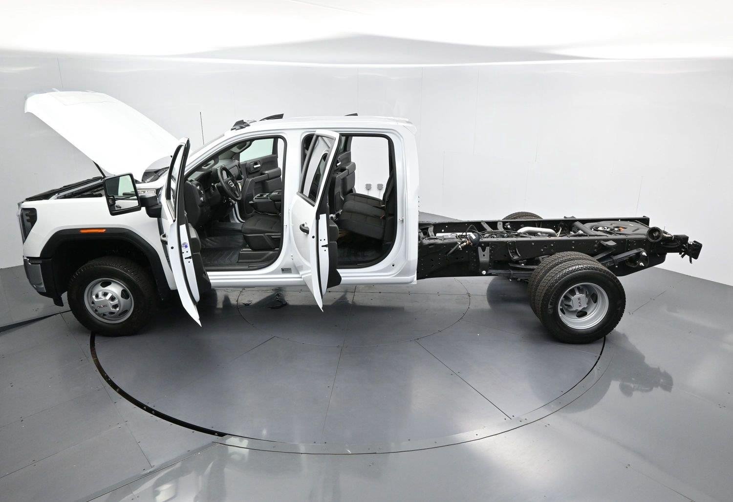 Used 2026 Summit White GMC Pro image 38