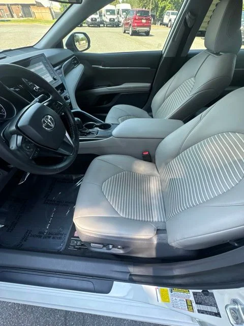 Used 2021 White Toyota SE image 10